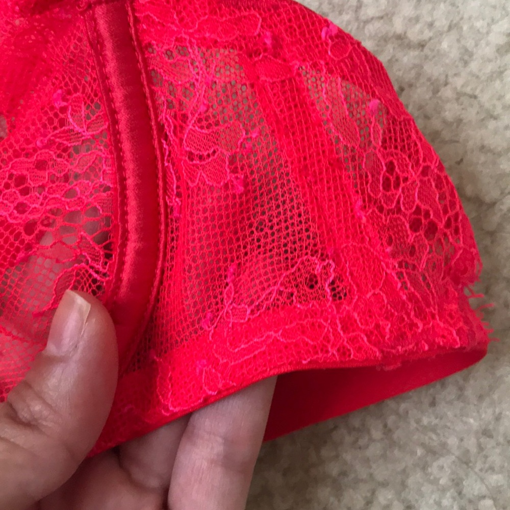 NWT Victoria Secret Bralette - Picture 8 of 8